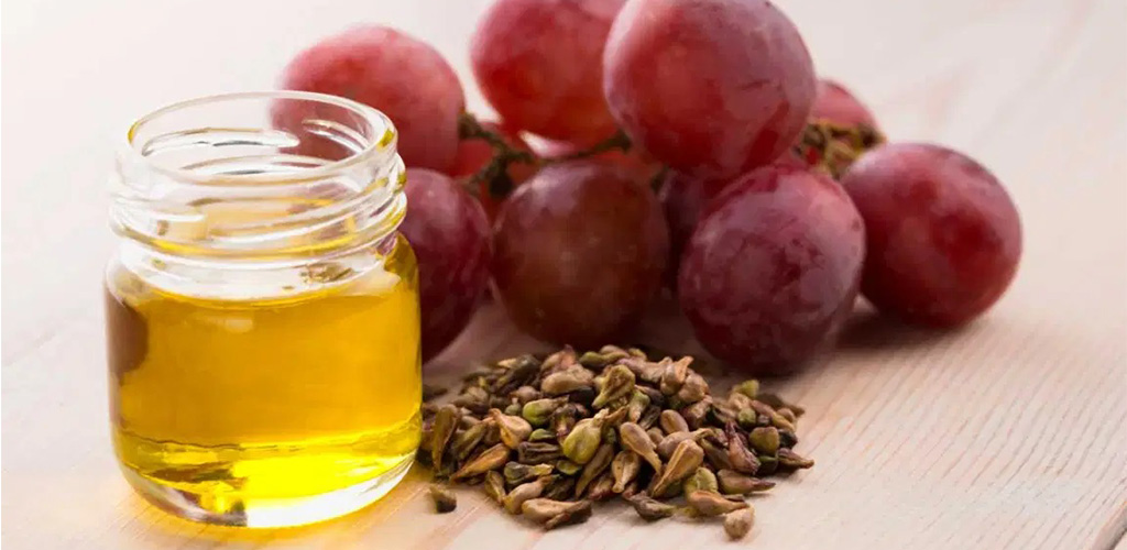 Benefits of Grapeseed Oil for Hair, Skin & Health - Eshaistic Blog