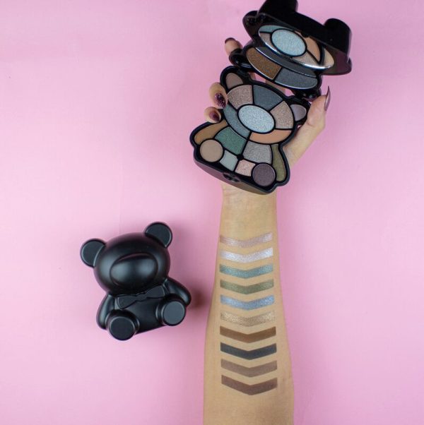 I Heart Revolution Teddy Bear Palette Jett - Image 3